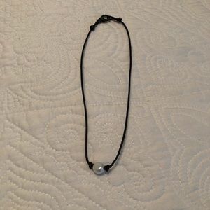 Pearl bead choker necklace